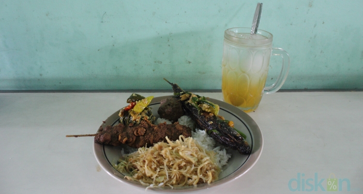 Warung Ijo Berkah: Warm Meals at the Heart of Kemiren